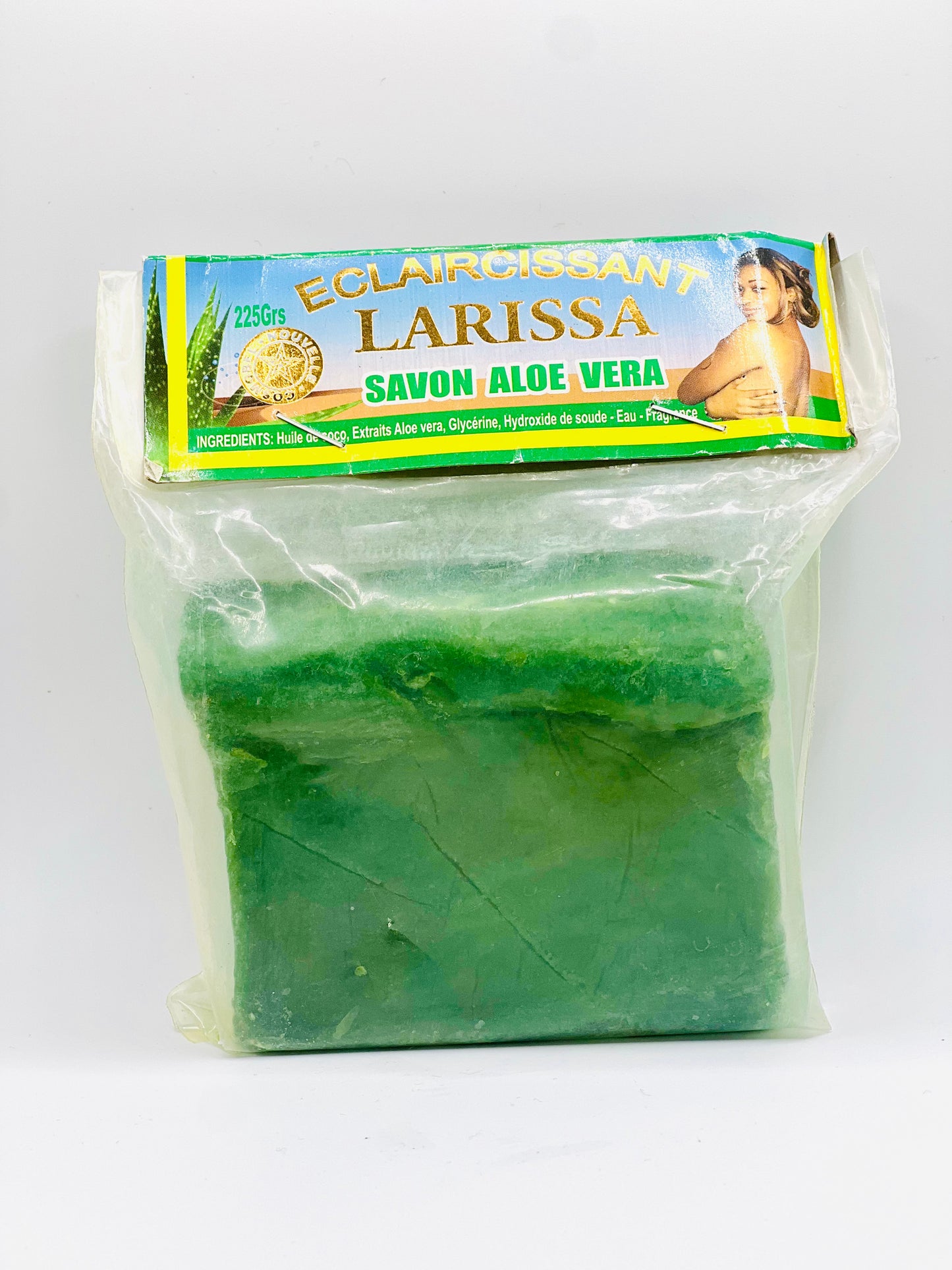 Éclaircissant Larissa